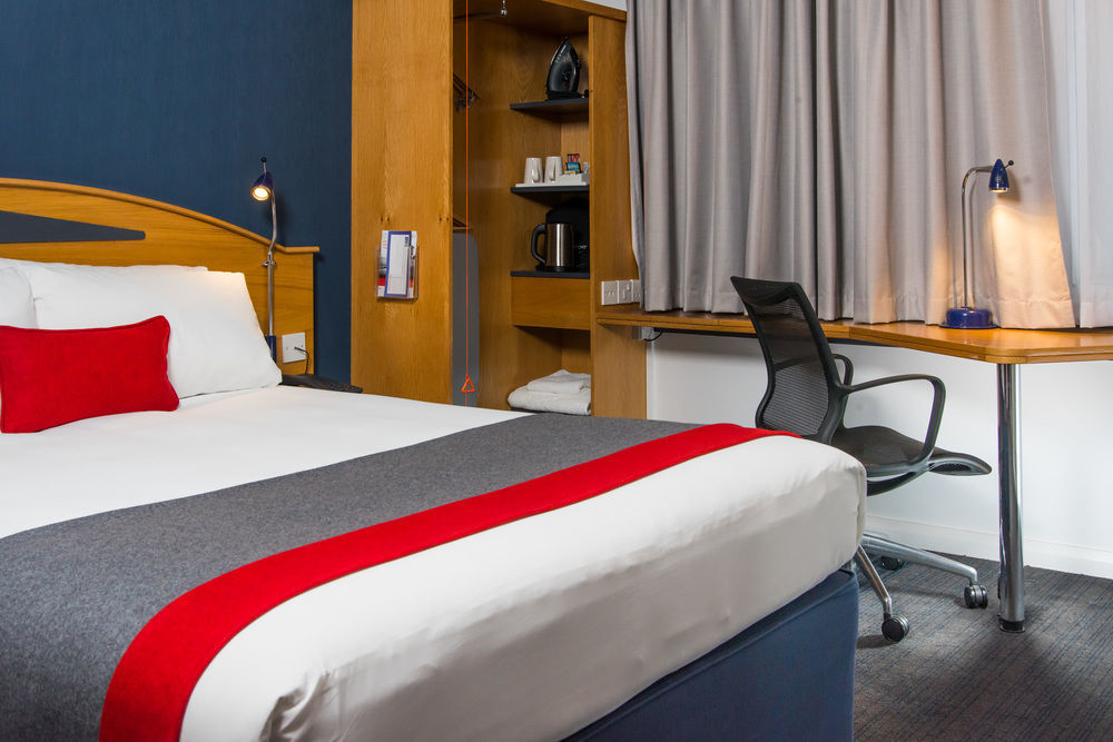 Hotel St James 몽스 외부 사진