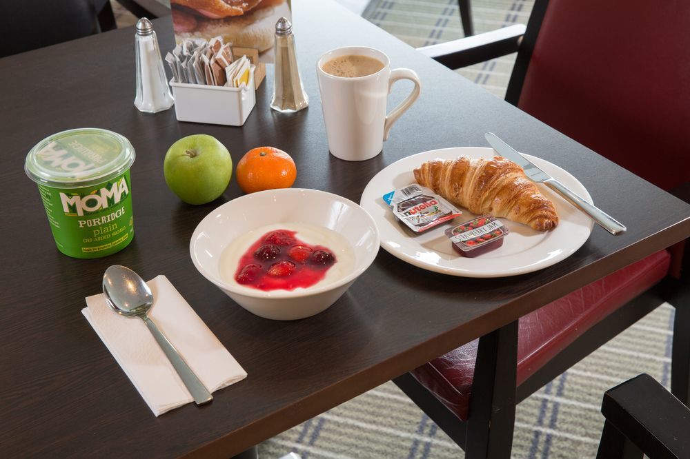 Hotel St James 몽스 외부 사진