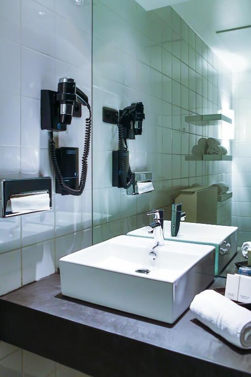 Hotel St James 몽스 외부 사진